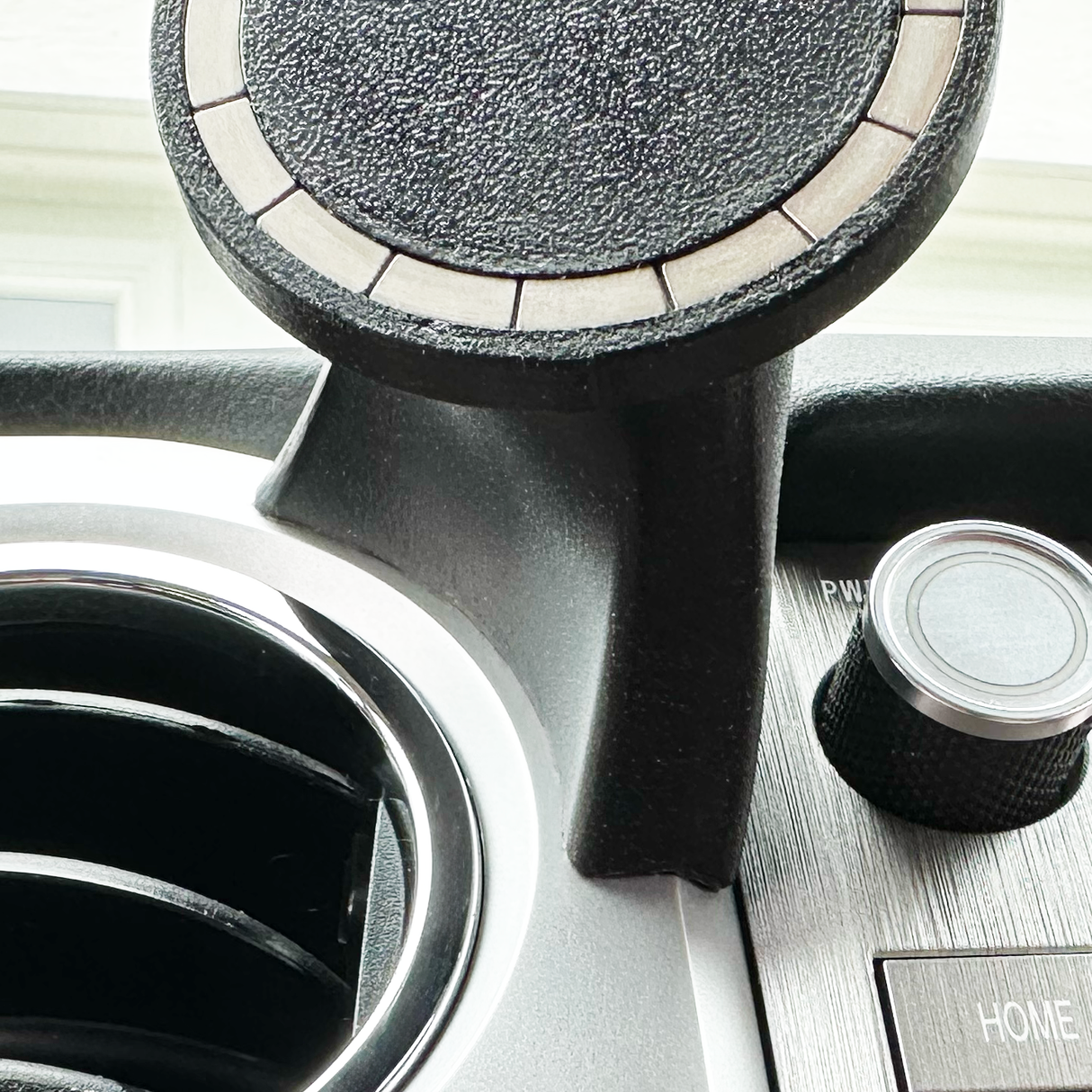 Phone Holder – for Toyota Tundra (2014-2021) – ASA Filament (UV-Resistant/Heat-Resistant/Water-Resistant), N52 Compatible Magnet Array-Compatible with iPhone Ring, Portrait and Landscape Mode