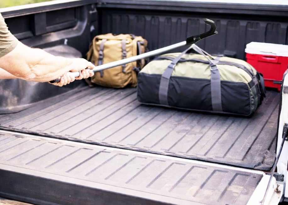 Magnetic Truck Bed Hook Grabber – Cargo Retriever Tool for Broom Handles & Extension Poles